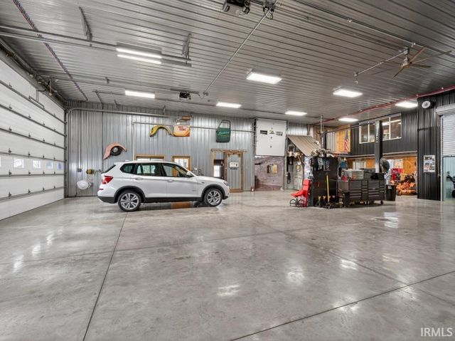 15306 Covington Road, Fort Wayne, IN 46814