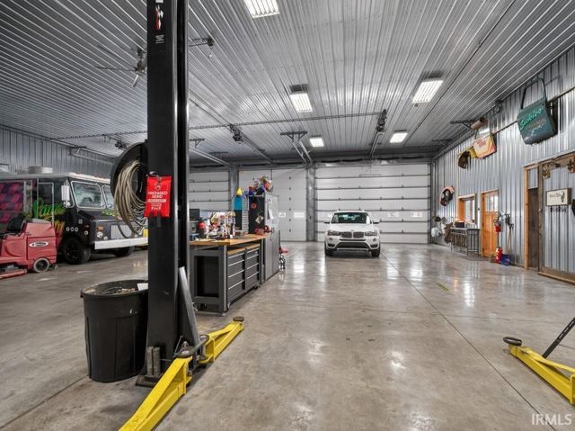 15306 Covington Road, Fort Wayne, IN 46814