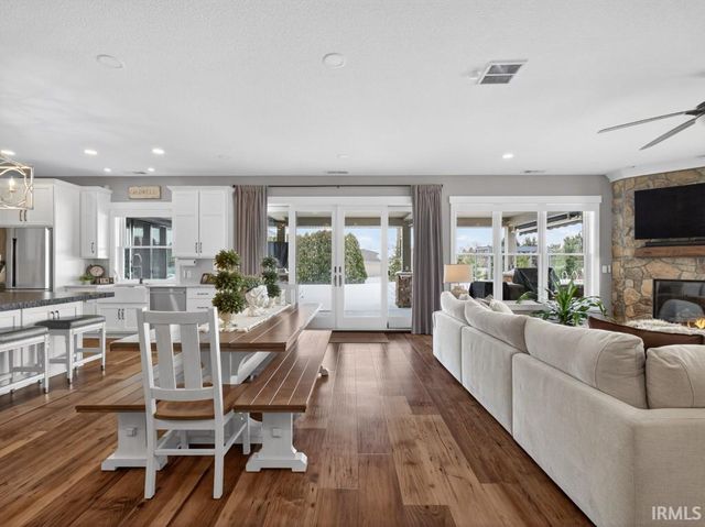 15306 Covington Road, Fort Wayne, IN 46814