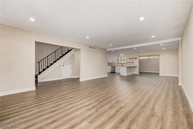 850 Tam O Shanter, Las Vegas, NV 89109