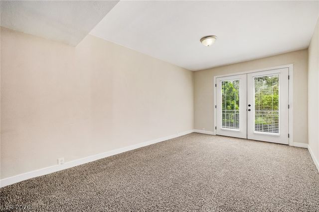 850 Tam O Shanter, Las Vegas, NV 89109