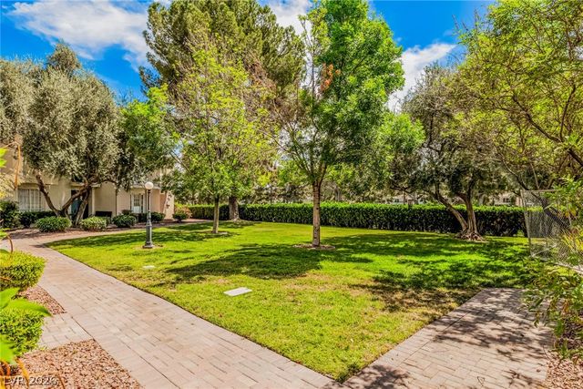 850 Tam O Shanter, Las Vegas, NV 89109