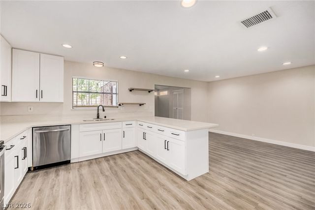 850 Tam O Shanter, Las Vegas, NV 89109