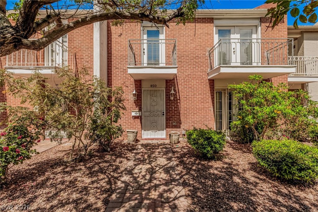 850 Tam O Shanter, Las Vegas, NV 89109