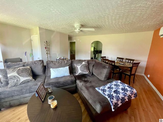 38 Orchard Drive, Clinton, KY 42031