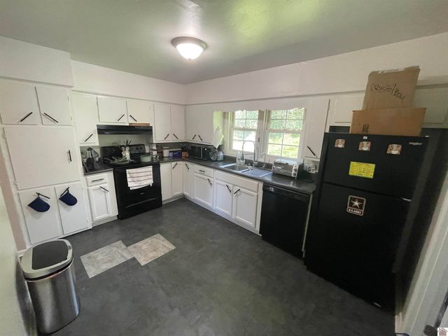 38 Orchard Drive, Clinton, KY 42031