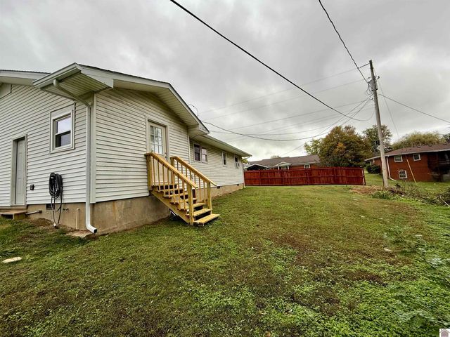 38 Orchard Drive, Clinton, KY 42031