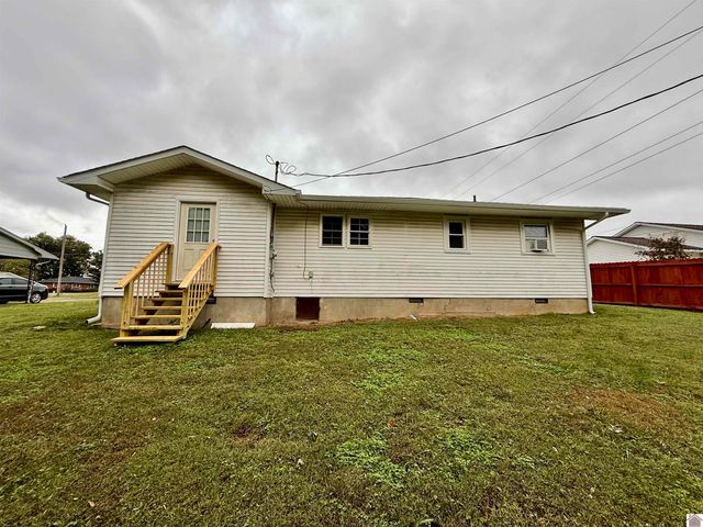 38 Orchard Drive, Clinton, KY 42031