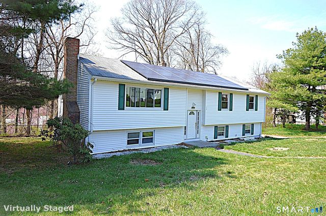 7 Saddle Drive, West Haven, CT 06516