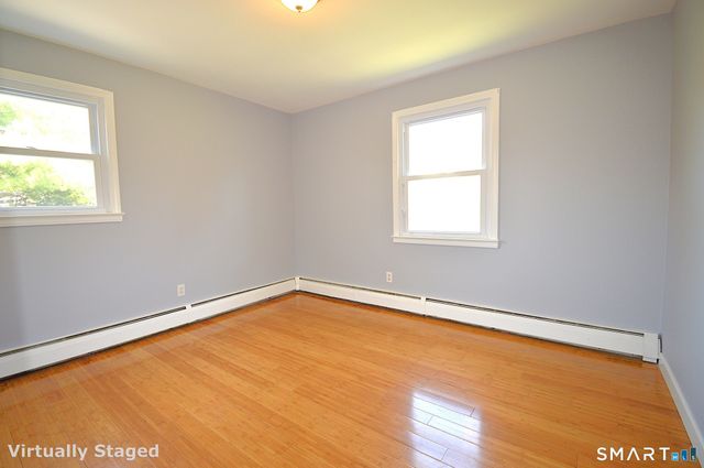 7 Saddle Drive, West Haven, CT 06516