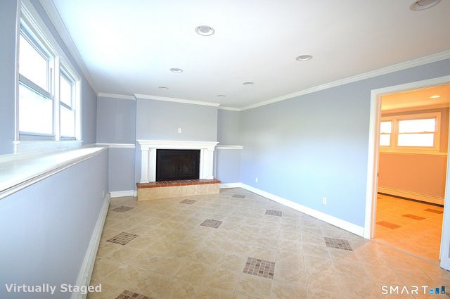 7 Saddle Drive, West Haven, CT 06516