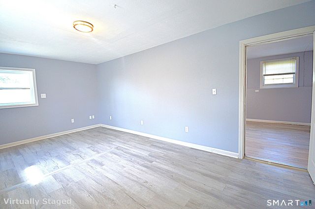 7 Saddle Drive, West Haven, CT 06516