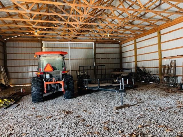 205 and 207 Center Point Rd, Steelville, MO 65565