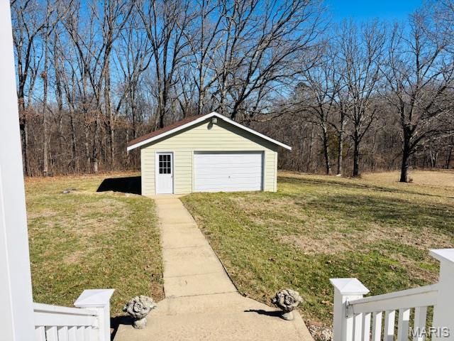 205 and 207 Center Point Rd, Steelville, MO 65565