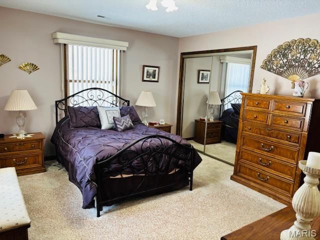 205 and 207 Center Point Rd, Steelville, MO 65565