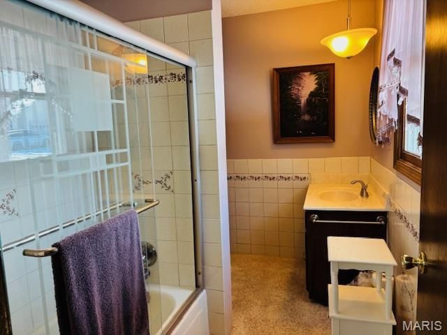 205 and 207 Center Point Rd, Steelville, MO 65565