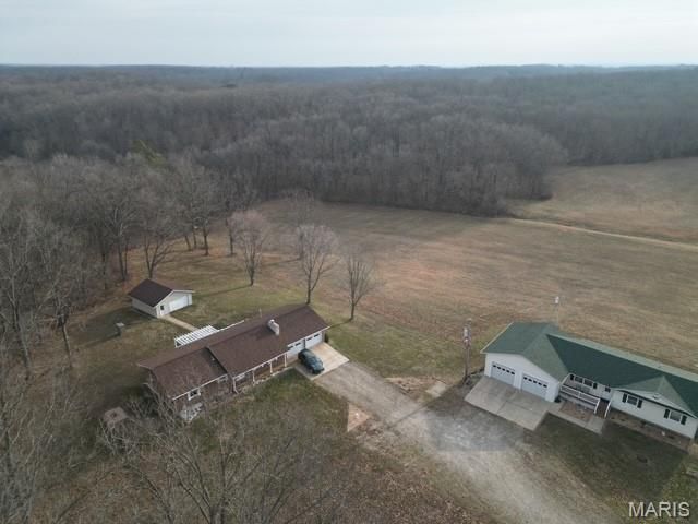 205 and 207 Center Point Rd, Steelville, MO 65565