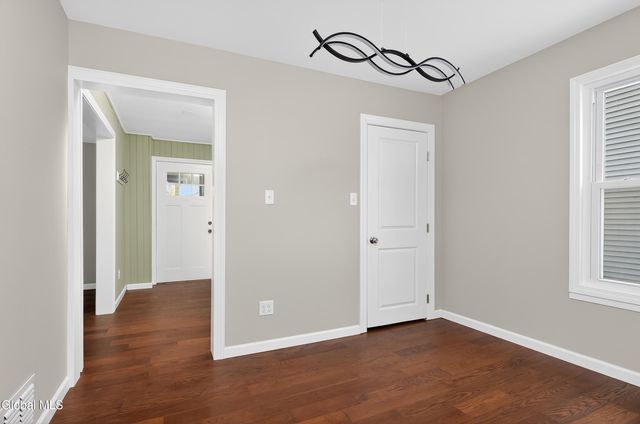 15 Murdock Avenue, Glens Falls, NY 12801