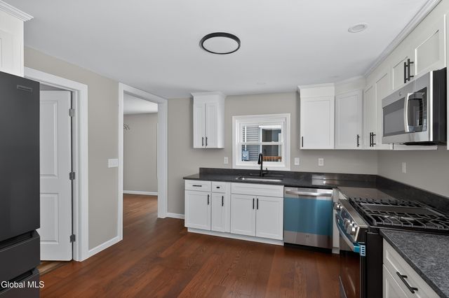 15 Murdock Avenue, Glens Falls, NY 12801