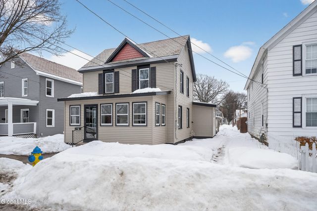 15 Murdock Avenue, Glens Falls, NY 12801