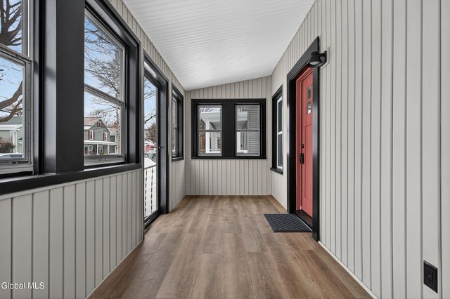 15 Murdock Avenue, Glens Falls, NY 12801