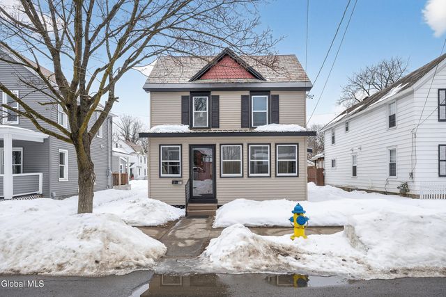 15 Murdock Avenue, Glens Falls, NY 12801