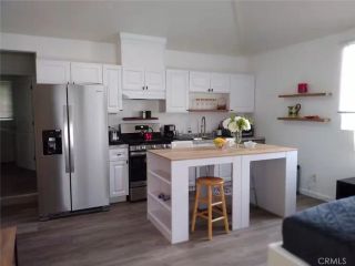 5041 Alhama, Woodland Hills, CA 91364