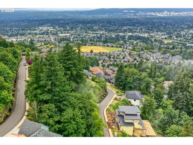 10945 Se SCOTTS SUMMIT Ct, Happy Valley, OR 97086