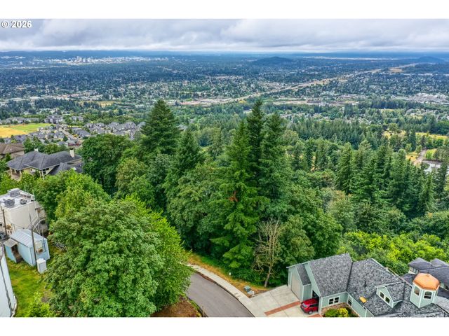 10945 Se SCOTTS SUMMIT Ct, Happy Valley, OR 97086