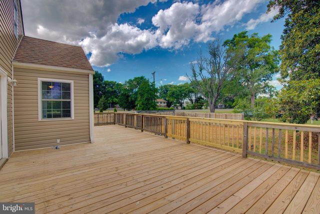 20532 RIDGE RD, Colonial Beach, VA 22443