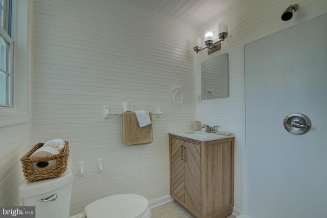 20532 RIDGE RD, Colonial Beach, VA 22443