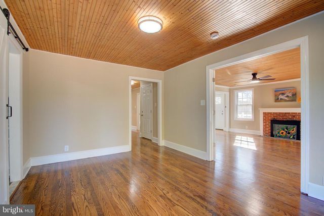 20532 RIDGE RD, Colonial Beach, VA 22443