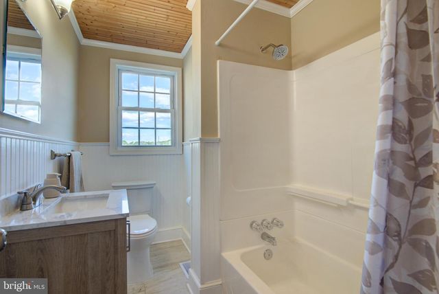 20532 RIDGE RD, Colonial Beach, VA 22443