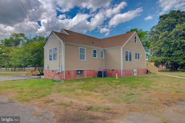 20532 RIDGE RD, Colonial Beach, VA 22443