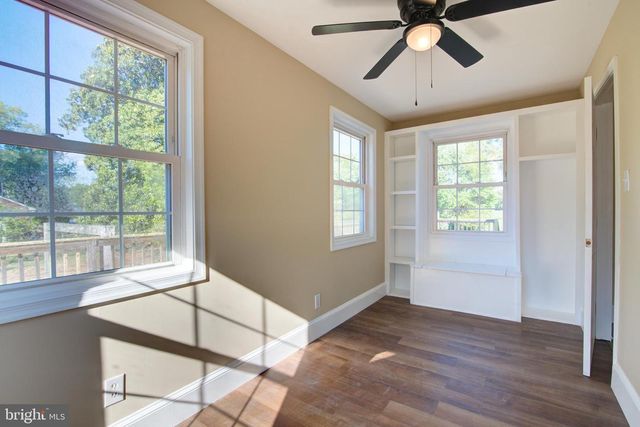20532 RIDGE RD, Colonial Beach, VA 22443