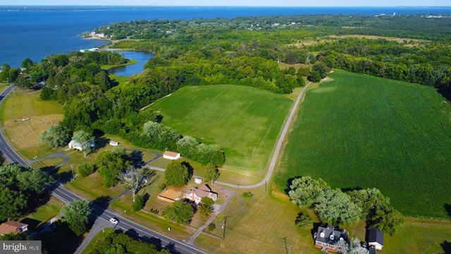 20532 RIDGE RD, Colonial Beach, VA 22443