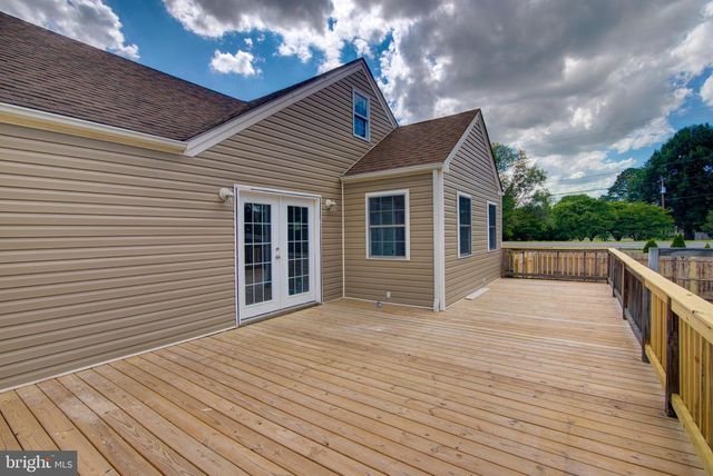 20532 RIDGE RD, Colonial Beach, VA 22443