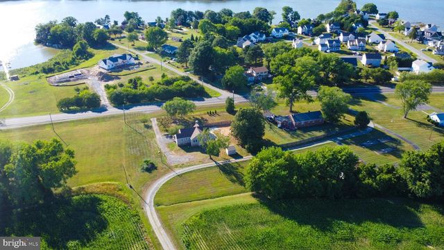20532 RIDGE RD, Colonial Beach, VA 22443