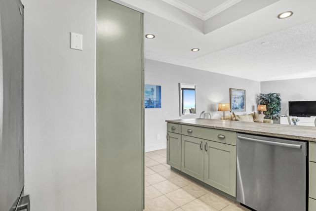 2800 N Ocean Drive A-22A, Riviera Beach, FL 33404