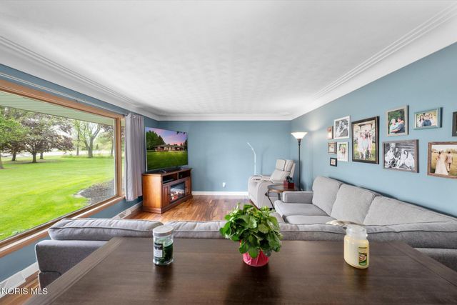 6320 State Route 109, Delta, OH 43515