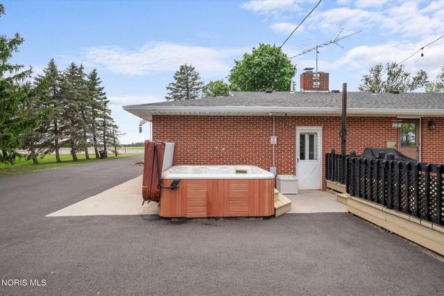 6320 State Route 109, Delta, OH 43515
