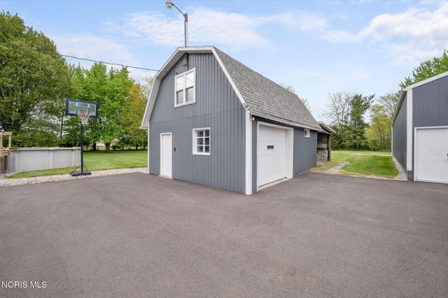 6320 State Route 109, Delta, OH 43515