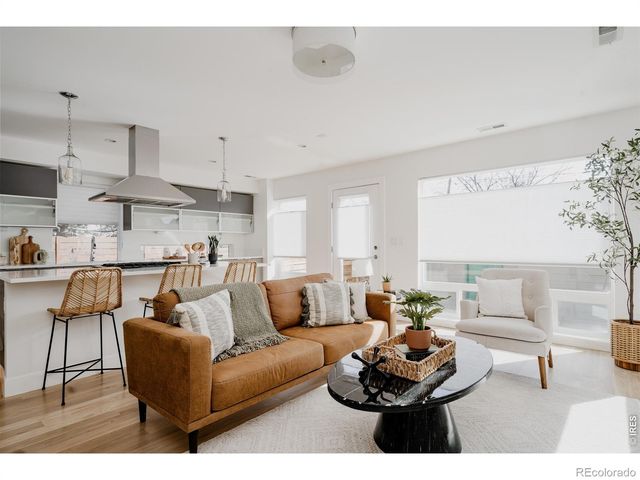 3724 Quivas Street, Denver, CO 80211