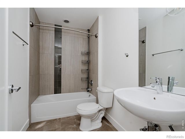 3724 Quivas Street, Denver, CO 80211