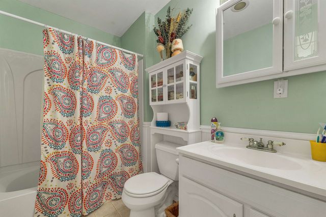 124 Haverhill Road, Chester, NH 03036