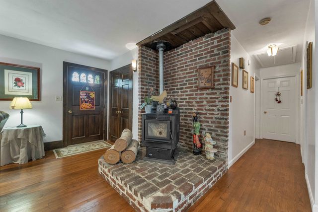 124 Haverhill Road, Chester, NH 03036