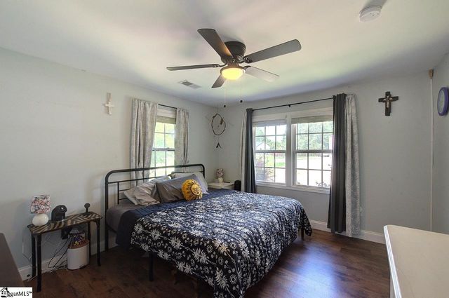 120 Swain Avenue, Boiling Springs, SC 29316