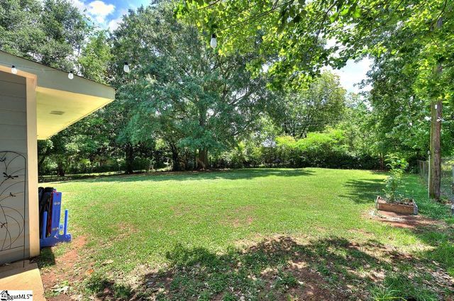 120 Swain Avenue, Boiling Springs, SC 29316