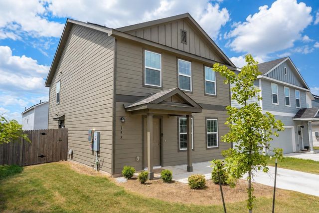 193 Gypsum VLY, San Marcos, TX 78666
