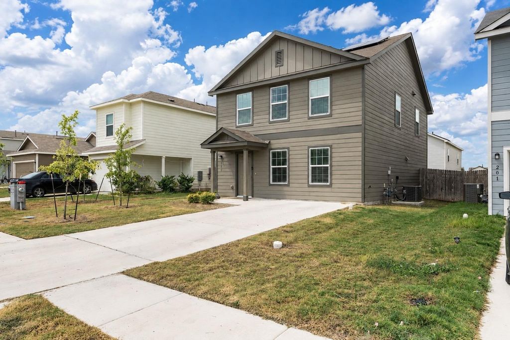 193 Gypsum VLY, San Marcos, TX 78666